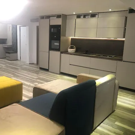 Three-bedroom Luxury Marina Mangalia