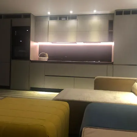 Three-bedroom Luxury Marina * Mangalia